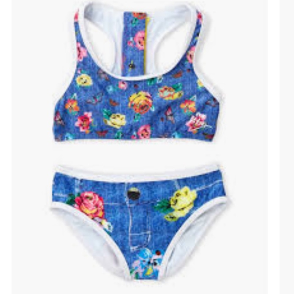 Betsey Johnson👙🌺💐